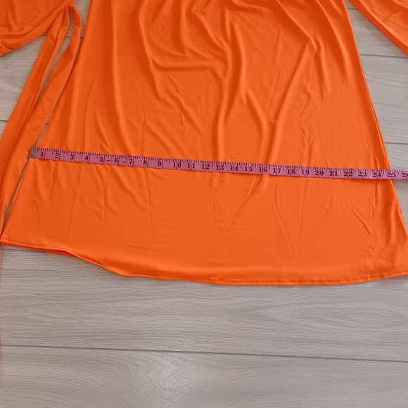 Plus Size Orange One-Shoulder Solid Color Strap Shorts Two-Pieces - Picture 10 of 13